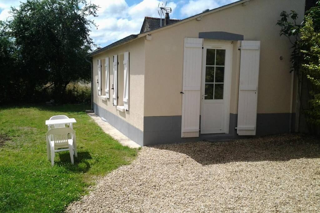 Petite Maisonnette Atypique Et Son Jardinet Corps-Nuds Exterior foto